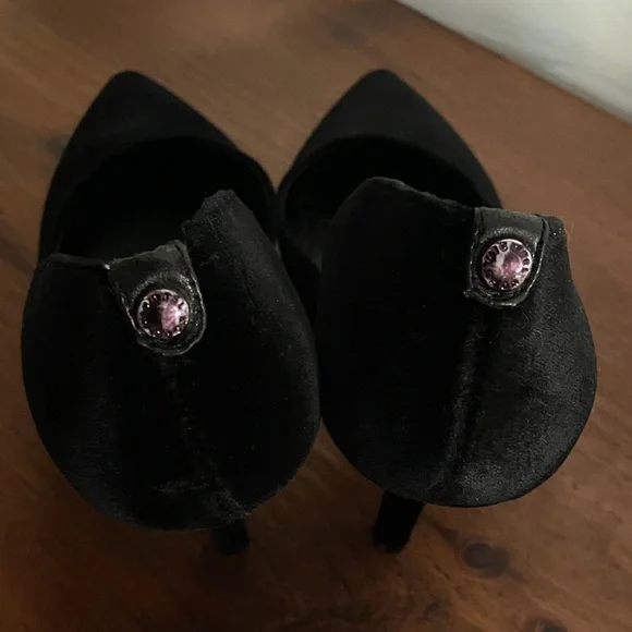 MICHAEL Michael Kors Black Heels - Picture 5 of 6